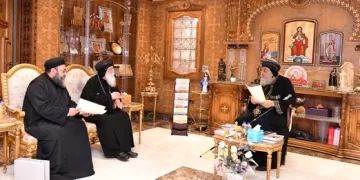 البابا تواضروس يناقش أمور الخدمة في عدد من الإيبارشيات