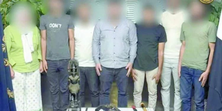 ضبط تشكيل عصابى تخصص فى النصب بالقاهرة 1 - جريدة الجمهورية الأهلى عاد.. ويستعد للاتحاد