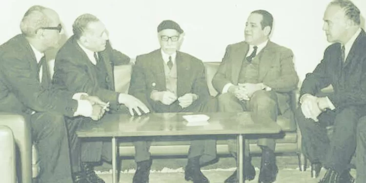 سيرة شعبية لحرب أكتوبر.. المثقفون والمفكرون يكتبون عن النصر 1 - جريدة الجمهورية «الجبلاية» تنفى قيادة «غريب» للمنتخب الأولمبى