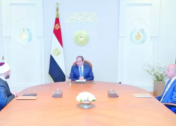 الرئيس خلال اجتماعه مع وزير الأوقاف: استمرار جهود التحصين ضد الفكر المتطرف 4 - جريدة الجمهورية استثمار مسار العائلة المقدسة