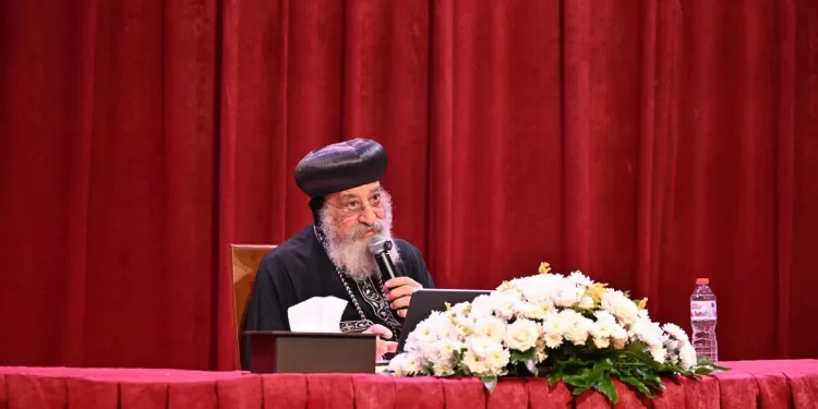 البابا يلتقي كهنة حلوان والمعادي ومصر القديمة 1 - جريدة الجمهورية أحمد عبد المجيد: توجيهات الرئيس تُعزز مواجهة الفكر المتطرف والقيم الصحيحة في المجتمع