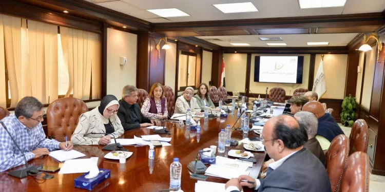 لجنة تطوير الإعلام المصري تبدأ العمل: الحديدي مقررًا للتدريب وأمين مسئولًا عن البحوث 1 - جريدة الجمهورية لجنة تطوير الإعلام المصري تبدأ العمل: الحديدي مقررًا للتدريب وأمين مسئولًا عن البحوث