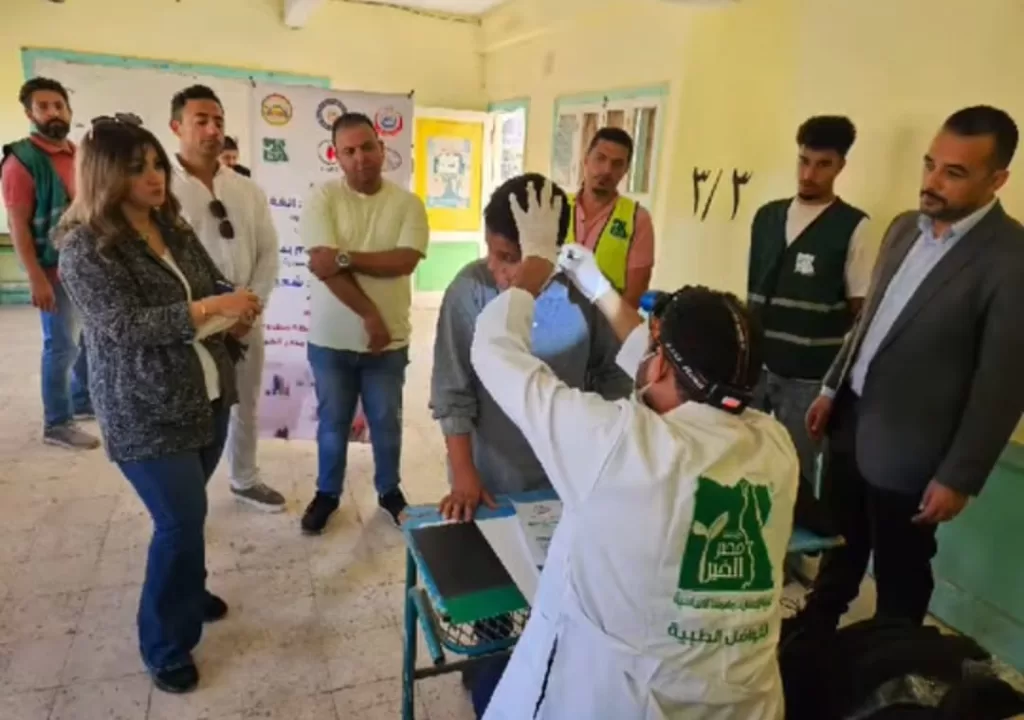 «شعيب» يوجه بتقديم كافة التيسيرات لإنجاح القوافل الطبية بمطروح 2 - جريدة الجمهورية IMG 20251022 WA0038 - جريدة الجمهورية