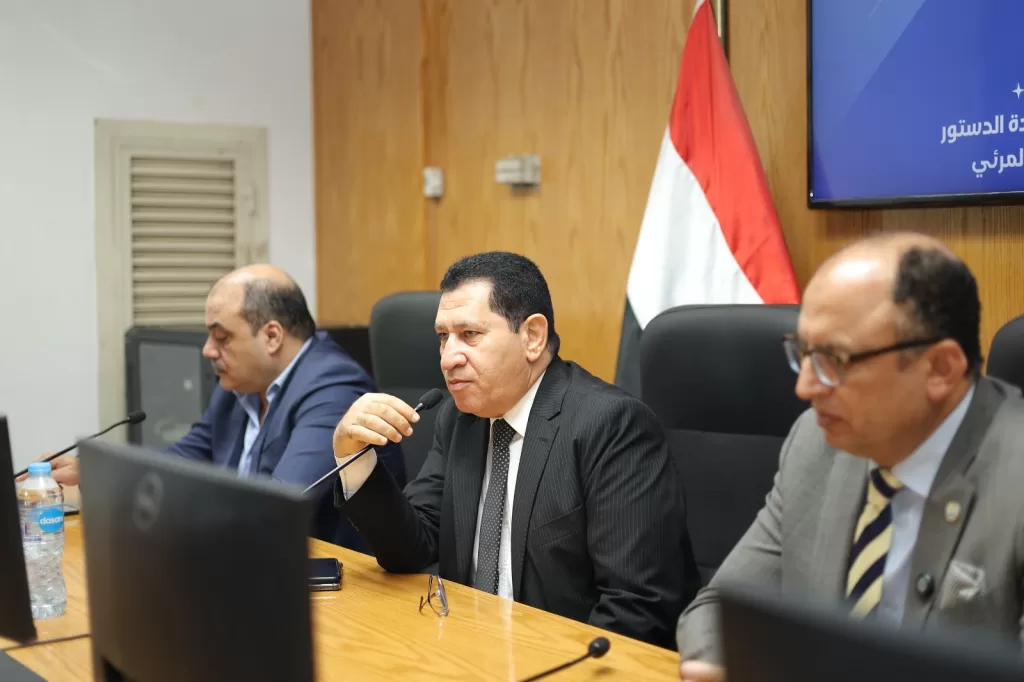 جامعة حلوان تؤكد: الوعي خط الدفاع الأول لمواجهة استغلال وسائل التواصل لزعزعة الدول 11 - جريدة الجمهورية IMG 20251023 WA0002 - جريدة الجمهورية