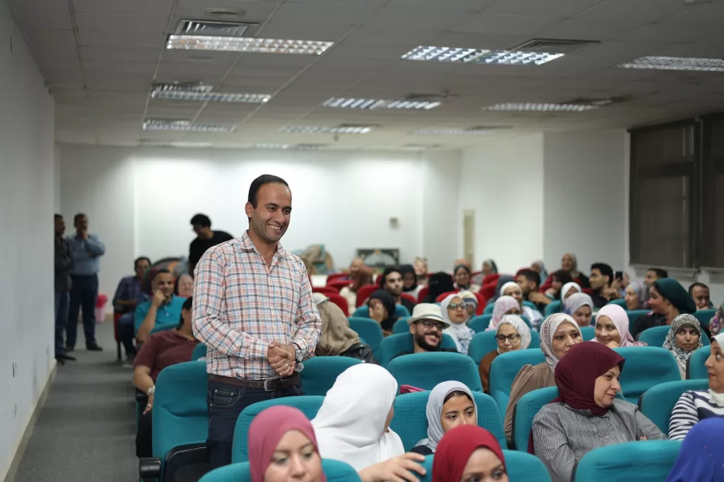 جامعة حلوان تؤكد: الوعي خط الدفاع الأول لمواجهة استغلال وسائل التواصل لزعزعة الدول 9 - جريدة الجمهورية IMG 20251023 WA0011 - جريدة الجمهورية