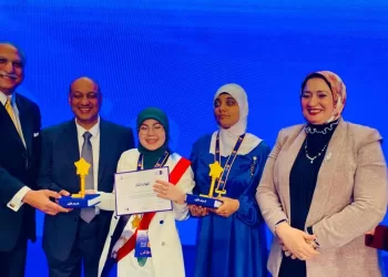 القليوبية ترفع راية مصر عربيًا ..بسملة وتغريد تحصدان المركز الثاني والرابع في «تحدي القراءة العربي» 2 - جريدة الجمهورية «قلب مطروح» ينجح في تغيير الصمام الميترالي وثلاثي الشُرَفَات لمُسن