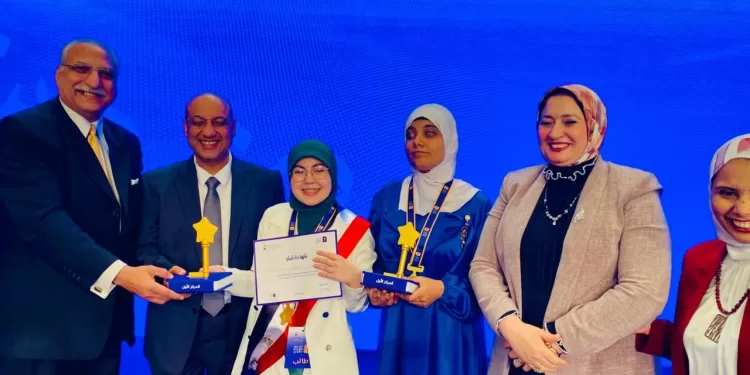 القليوبية ترفع راية مصر عربيًا ..بسملة وتغريد تحصدان المركز الثاني والرابع في «تحدي القراءة العربي» 1 - جريدة الجمهورية «قلب مطروح» ينجح في تغيير الصمام الميترالي وثلاثي الشُرَفَات لمُسن