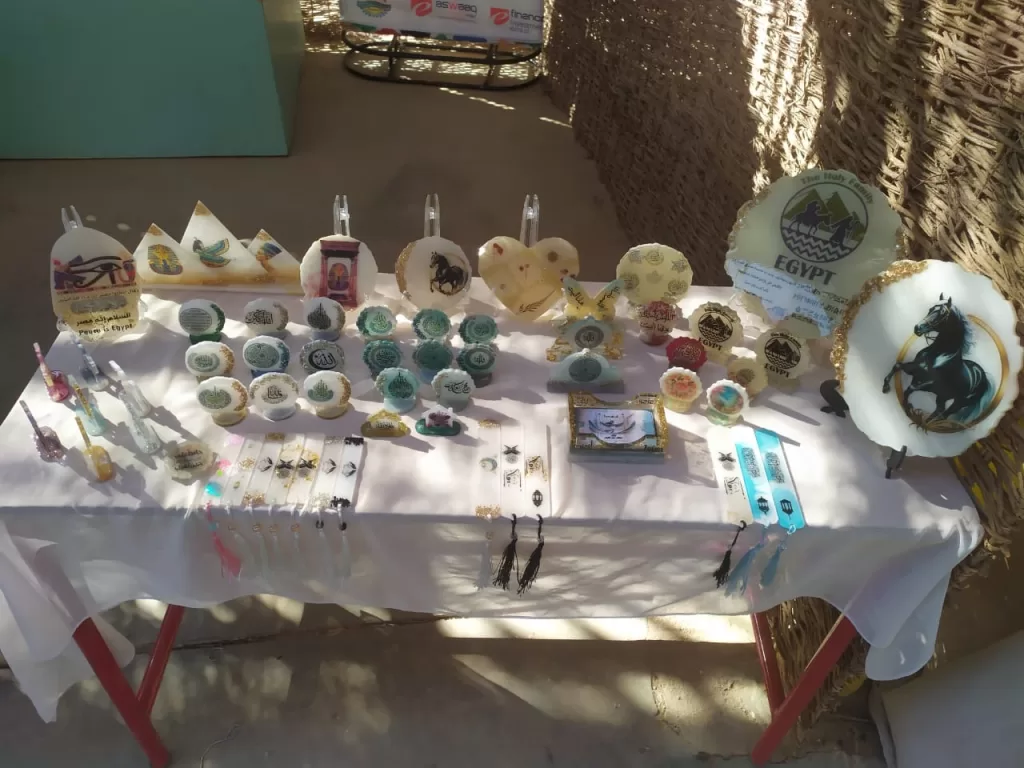 الشرقية تُشارك بصناعات يدوية وحرفية وتراثية في معرض الوادي الجديد الزراعي 2 - جريدة الجمهورية IMG 20251026 WA0103 - جريدة الجمهورية