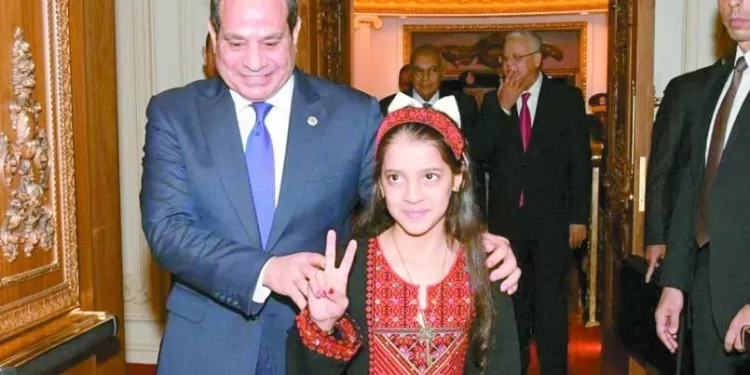 «قُبلة» على رأس ريتاج 1 - جريدة الجمهورية «قُبلة» على رأس ريتاج