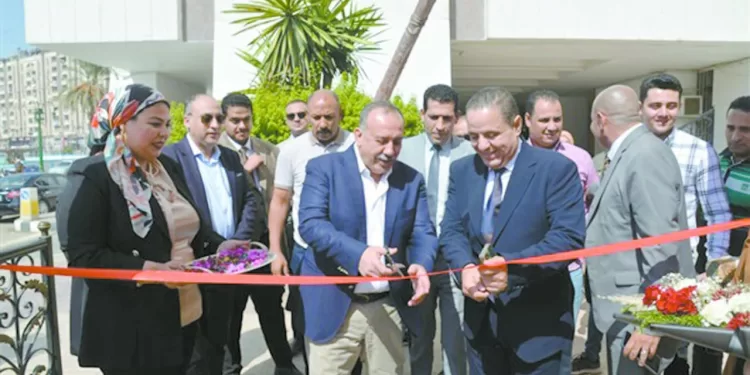 محافظ أسيوط يفتتح المعرض الزراعى لخدمة أبناء الصعيد 1 - جريدة الجمهورية غضب فى بيراميدز