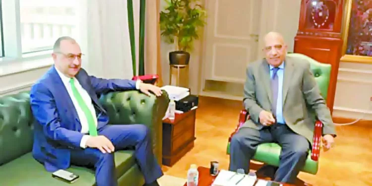 التوسع فى استخدامات الطاقة المتجددة فى الصناعة 1 - جريدة الجمهورية غضب فى بيراميدز