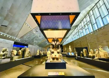 «الطيران المدنى» أنهى جاهزيته 2 - جريدة الجمهورية غضب فى بيراميدز