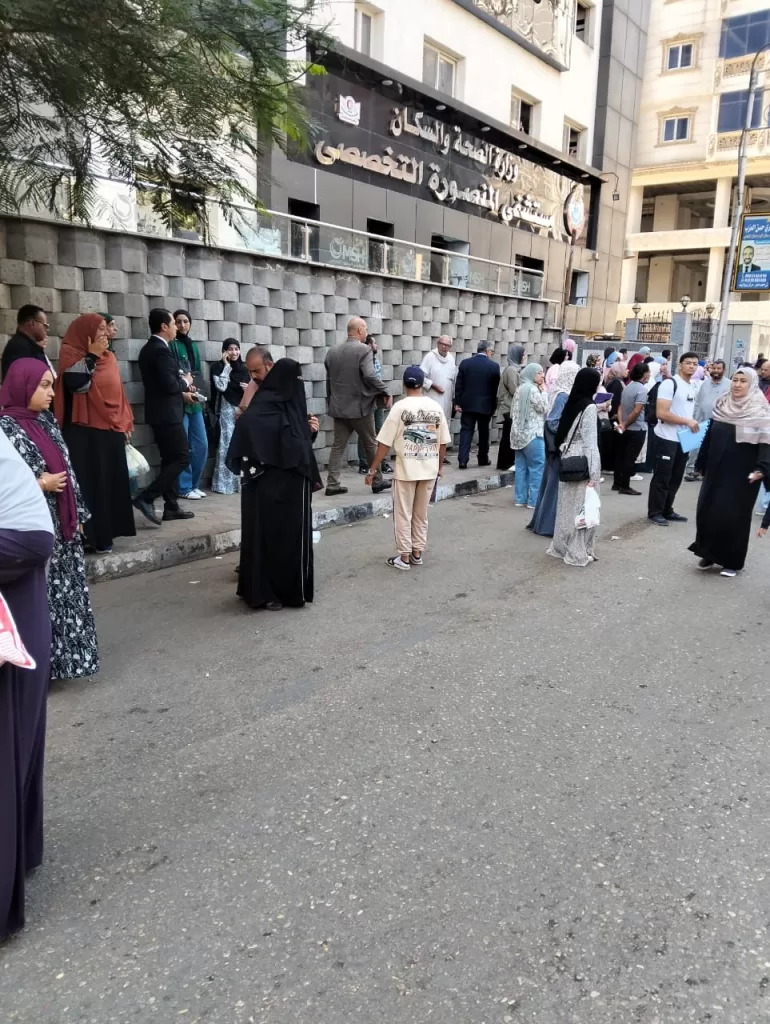 لا تهاون مع المخالفين: محافظ الدقهلية يشدد على المرور بمتابعة عدادات التاكسي وخطوط سير السرفيس 6 - جريدة الجمهورية IMG 20251028 WA0120 - جريدة الجمهورية