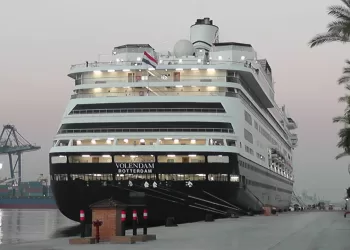 على متن 3 سفن سياحية.. 8 آلاف سائح وصلوا ميناء الإسكندرية