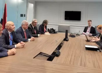 على هامش مشاركته في مؤتمر Going Globl..«أيمن عاشور» يبحث سبل التعاون مع وزيرة التعليم البريطانية 4 - جريدة الجمهورية على هامش مشاركته في مؤتمر Going Globl..«أيمن عاشور» يبحث سبل التعاون مع وزيرة التعليم البريطانية