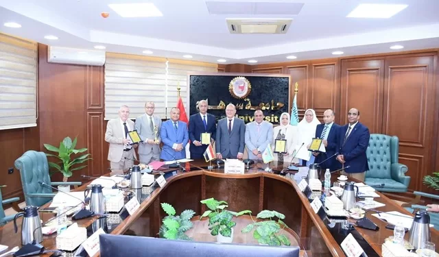 ريادة مجتمعية: جامعة سوهاج تُبرز جهود كلياتها المتميزة في خدمة المجتمع والبيئة