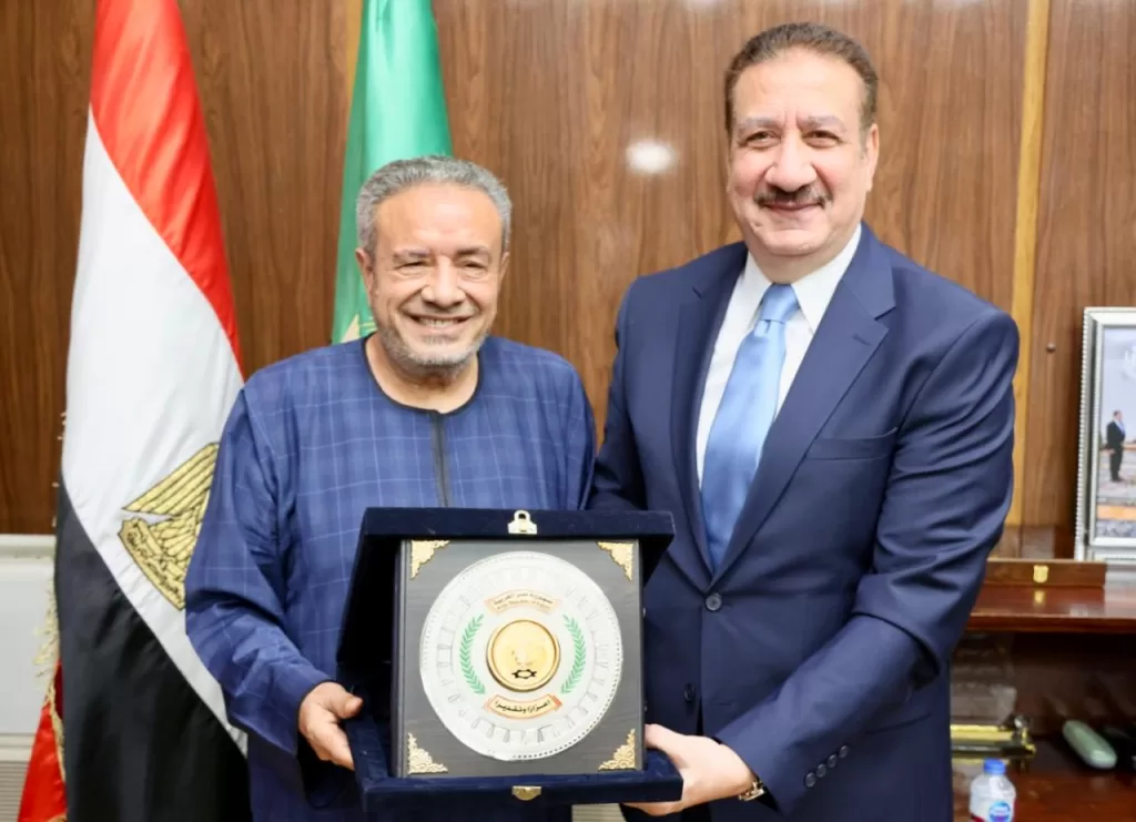 انطلاق أعمال التطوير الشامل بمستشفى شبين الكوم التعليمي بحضور محافظ المنوفية ورئيس الهيئة 2 - جريدة الجمهورية WhatsApp Image 2025 10 02 at 11.53.11 AM 1 - جريدة الجمهورية