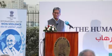 تزامنًا مع ذكرى ميلاد غاندي.. سفير الهند يشيد بدور مصر البنّاء في دفع جهود السلام ومعالجة أزمة غزة