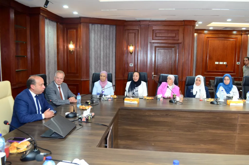جامعة القاهرة وجامعة كيل الألمانية تبحثان آليات تنفيذ مشروعات طبية وتوعوية مشتركة 6 - جريدة الجمهورية WhatsApp Image 2025 10 04 at 1.27.19 PM 1 - جريدة الجمهورية