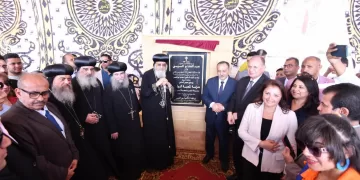 البابا تواضروس يضع حجر أساس كاتدرائية ومستشفى ومدرستين بـ«مدينة ناصر» في هضبة أسيوط