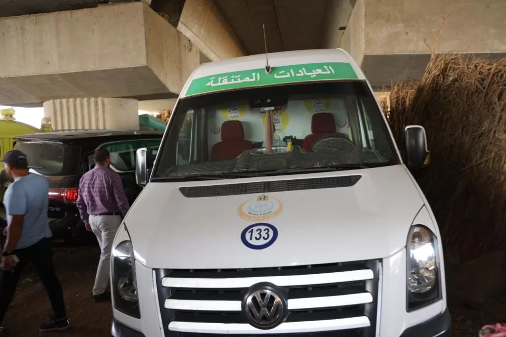 محافظ المنوفية يوجه قوافل طبية وغذائية عاجلة لدعم أهالي «دلهمو» المتضررين من فيضان النيل 7 - جريدة الجمهورية WhatsApp Image 2025 10 04 at 2.16.03 PM 3 - جريدة الجمهورية
