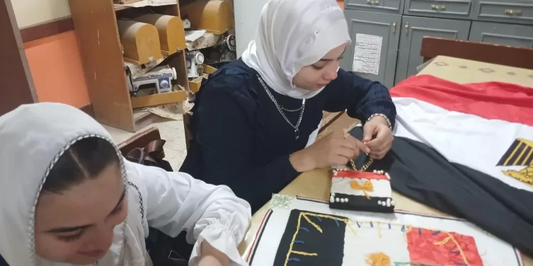 تعليم سوهاج يطلق مبادرة «علم بلادنا»؛ احتفالًا بذكرى انتصارات أكتوبر المجيدة