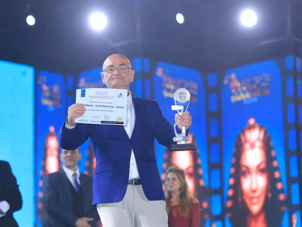 في ختام مهرجان الإسكندرية السينمائي.. مصر تحصد «أفضل فيلم» عن «المنبر» 3 - جريدة الجمهورية WhatsApp Image 2025 10 07 at 1.09.05 AM - جريدة الجمهورية