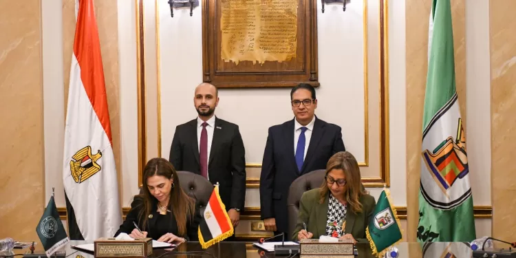 توقيع بروتوكول «جائزة حماة الأرض» للبحث العلمي