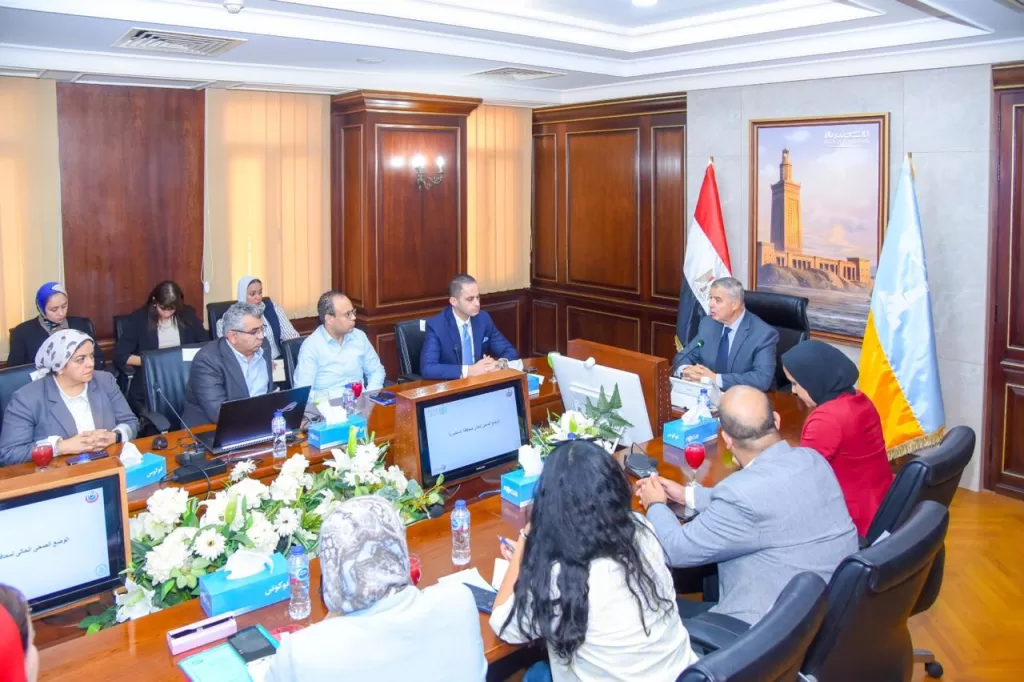 الإسكندرية تستعد لـ«التأمين الصحي الشامل»: عرض تفصيلي للمرحلة الثانية على المحافظ 2 - جريدة الجمهورية WhatsApp Image 2025 10 08 at 20.26.02 292e4642 - جريدة الجمهورية