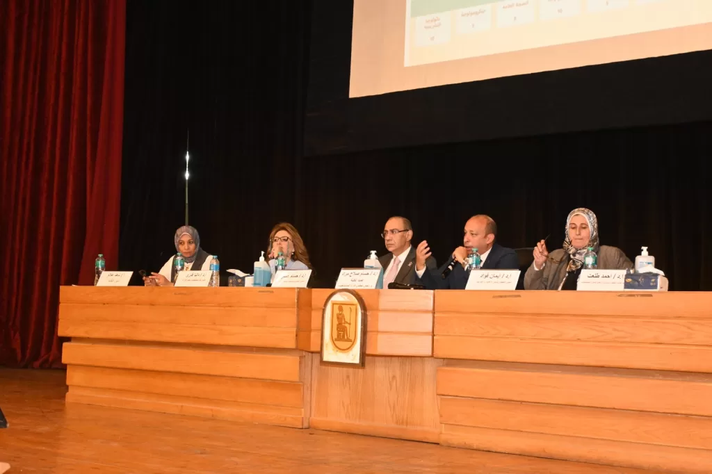 230 طبيبًا جديدًا على طريق الخدمة.. قصر العيني يحتفي بدفعة 2023 4 - جريدة الجمهورية WhatsApp Image 2025 10 10 at 2.13.36 PM - جريدة الجمهورية