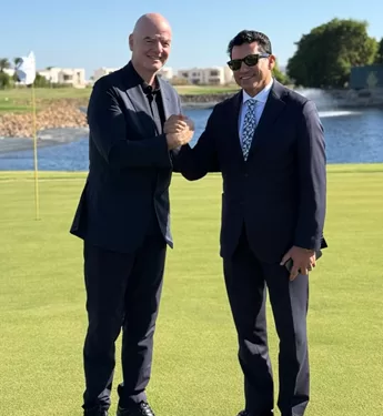 في مدينة السلام : صبحي وإنفانتينو يبحثان تعزيز الشراكة لتطوير كرة القدم النسائية والناشئين في مصر. 1 - جريدة الجمهورية في مدينة السلام : صبحي وإنفانتينو يبحثان تعزيز الشراكة لتطوير كرة القدم النسائية والناشئين في مصر.