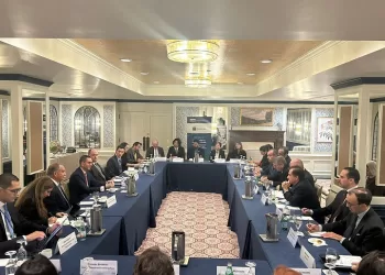 وزير الاستثمار: مصر تنفذ إصلاحًا شاملًا لجذب الاستثمارات وتعزيز الثقة الدولية 6 - جريدة الجمهورية وزير الاستثمار: مصر تنفذ إصلاحًا شاملًا لجذب الاستثمارات وتعزيز الثقة الدولية