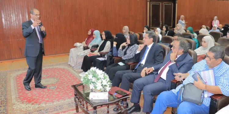 «دار العلوم بالقاهرة» تُقيم ورشة عمل حول الأمن القومي والتنمية المستدامة