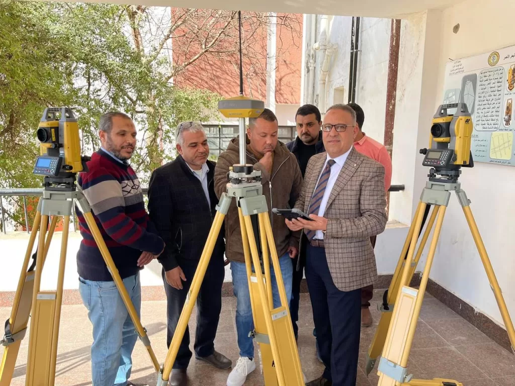 عميد هندسة الأزهر: هدفنا تخريج طالب يبدع ويفكر ويبتكر.. ونمتلك مشروعات معالجة مياه الصرف الصناعي للمصانع كثيفة الاستهلاك 6 - جريدة الجمهورية WhatsApp Image 2025 10 17 at 2.01.23 PM 2 - جريدة الجمهورية