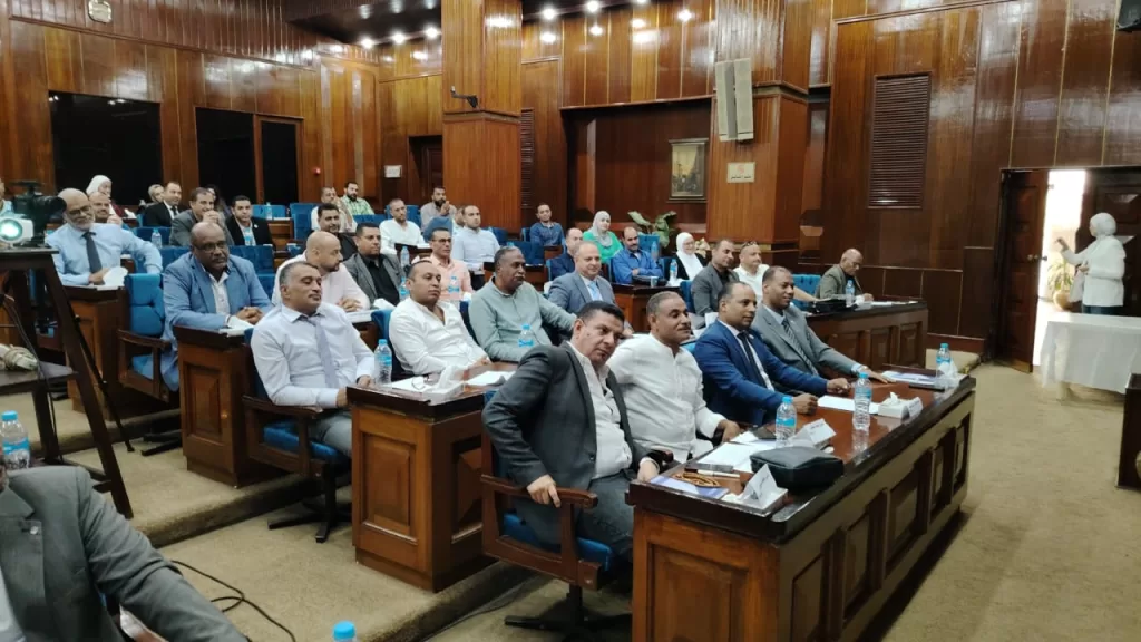 نقابة البترول تطلق برنامجًا للتسويق الرقمي لتعزيز الكفاءة والاستقرار الوظيفي 4 - جريدة الجمهورية WhatsApp Image 2025 10 18 at 12.20.27 PM - جريدة الجمهورية
