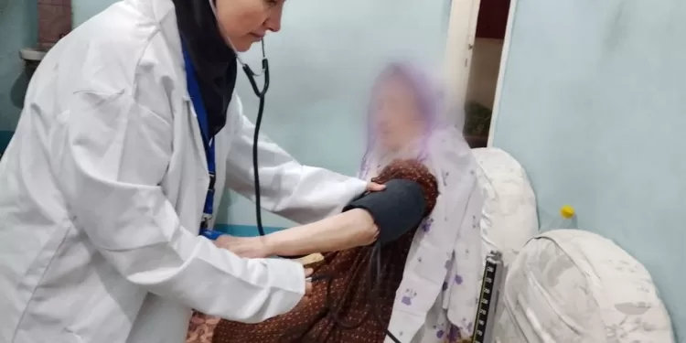 64 ألف زيارة منزلية لعلاج كبار السن وذوي الهمم بالشرقية