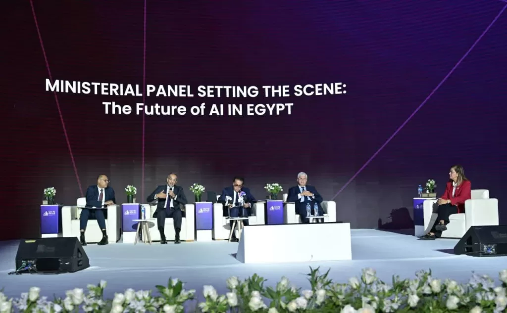 مؤتمر بجامعة القاهرة يبحث مستقبل الذكاء الاصطناعي كقاطرة للتنمية وسبل توظيفه 4 - جريدة الجمهورية WhatsApp Image 2025 10 18 at 5.49.39 PM 3 - جريدة الجمهورية