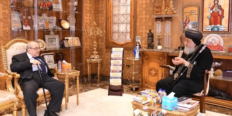 البابا تواضروس الثاني يستقبل الدكتور مصطفى الفقي بالمقر البابوي