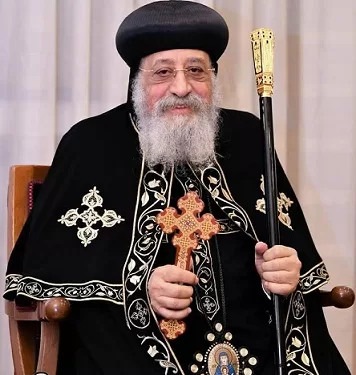 البابا تواضروس يكرم خريجي مركز القديسة فيرينا للتدريب بالكاتدرائية المرقسية