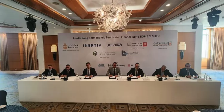 بنك قناة السويس يشارك في تحالف مصرفي لترتيب تمويل إسلامي مشترك بـ5.2 مليار جنيه لصالح مشروع «جيفيرا» برأس الحكمة 1 - جريدة الجمهورية بنك قناة السويس يشارك في تحالف مصرفي لترتيب تمويل إسلامي مشترك بـ5.2 مليار جنيه لصالح مشروع «جيفيرا» برأس الحكمة