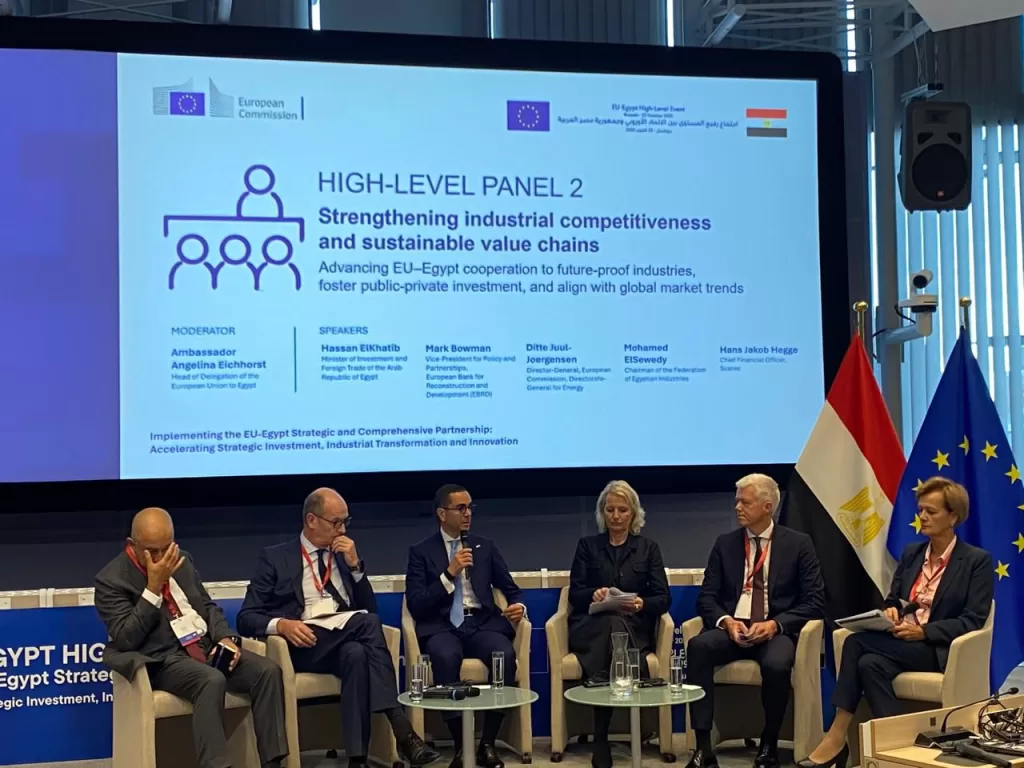 الاستثمار والتجارة الخارجية في بروكسل.. بحث سبل التعاون المصري الأوروبي نحو صناعات المستقبل المستدامة 2 - جريدة الجمهورية WhatsApp Image 2025 10 22 at 20.48.21 a6cbdadd - جريدة الجمهورية