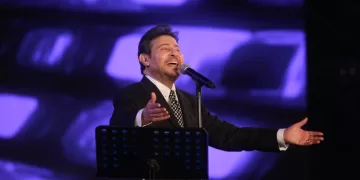 هانى شاكر يعيد زمن الرومانسية على مسرح النافورة