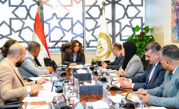 بروتوكول تعاون بين البيئة وغرفة الغوص لحماية الشعاب المرجانية وتنظيم الأنشطة البحرية 1 - جريدة الجمهورية بروتوكول تعاون بين البيئة وغرفة الغوص لحماية الشعاب المرجانية وتنظيم الأنشطة البحرية