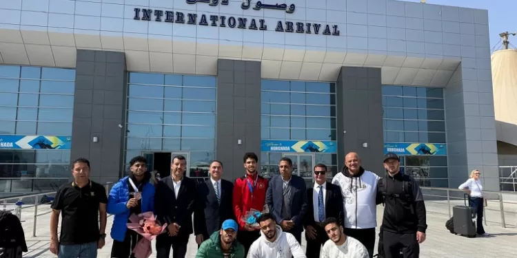 وزارة الشباب والرياضة تستقبل أبطال المصارعة بعد تحقيق ميداليتين في بطولة دولية 1 - جريدة الجمهورية وزارة الشباب والرياضة تستقبل أبطال المصارعة بعد تحقيق ميداليتين في بطولة دولية