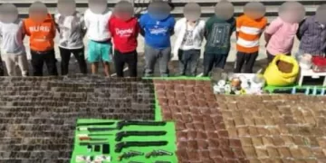 مصرع أربعة بلطجية بعد معركة داخل أوكارهم بأسوان.. سقطوا مع أعوانهم بشحنة مخدرات بـ88 مليونًا وترسانة «آلي وجرينوف»