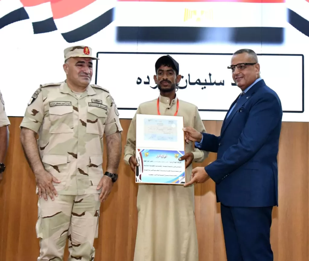 القوات المسلحة تدفع بعدد من اللجان لجنوب سيناء لإنهاء المواقف التجنيدية لذوى الهمم وكبار السن 4 - جريدة الجمهورية WhatsApp Image 2025 10 26 at 5.14.05 PM 3 - جريدة الجمهورية