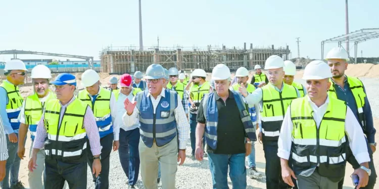 رئيس هيئة التصنيع يتفقد أعمال إنشاء مصنع بلقاس لمعالجة المخلفات الصلبة 1 - جريدة الجمهورية غضب فى بيراميدز