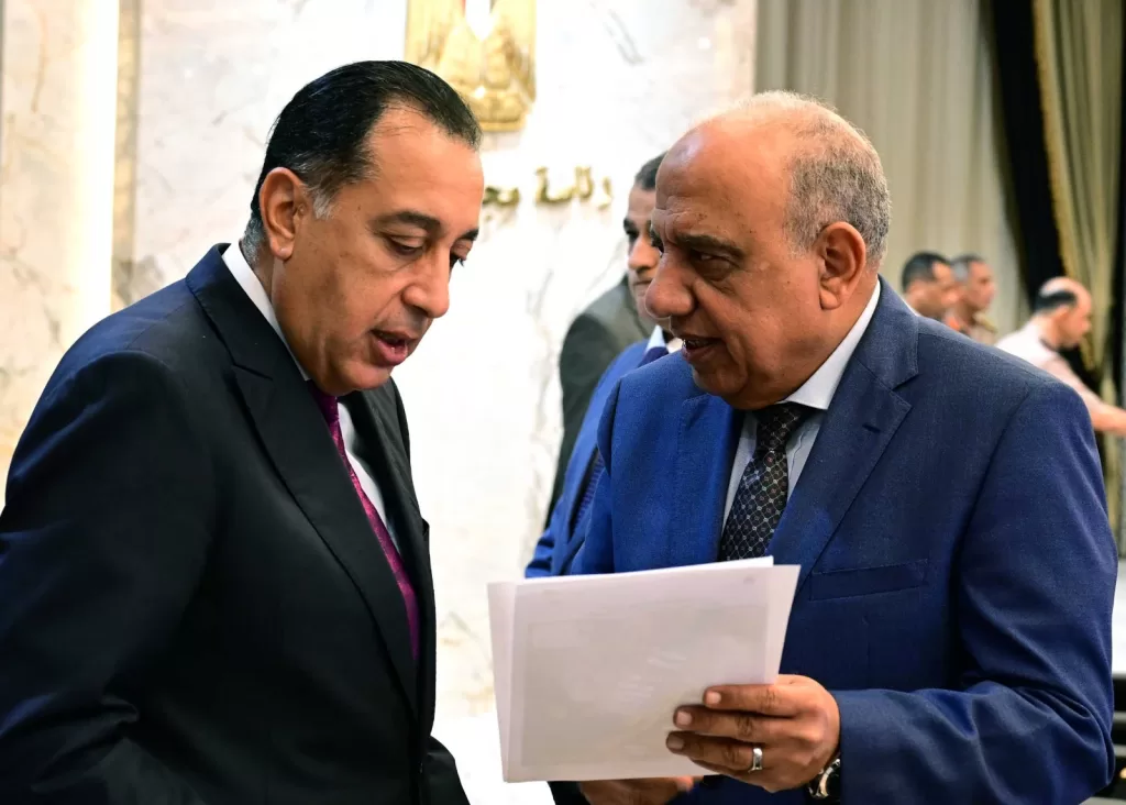 مدبولي: المتحف المصري الكبير سيضخ «دفعة سياحية كبرى» لمصر.. شاشات عملاقة في الميادين لمشاهدة الافتتاح في كل المحافظات 12 - جريدة الجمهورية WhatsApp Image 2025 10 28 at 1.33.05 PM 1 - جريدة الجمهورية