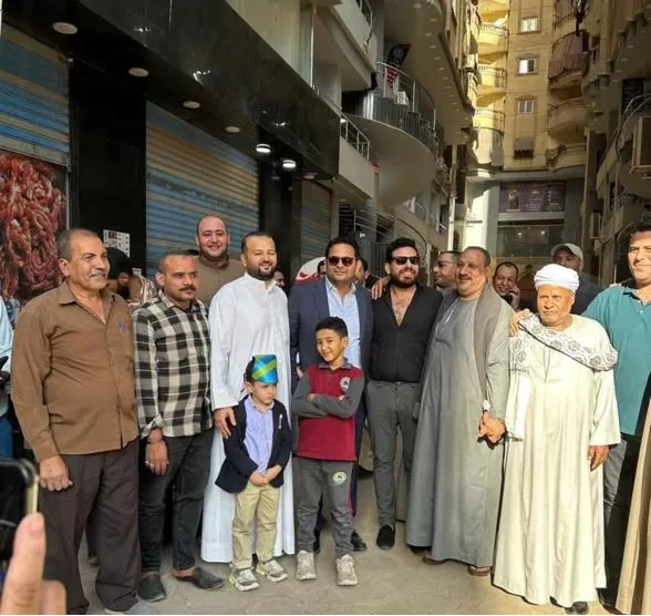 الكابتن طيار أحمد الجابري.. مسيرة حافلة والتفاف شعبي كبير في دائرة الهرم 4 - جريدة الجمهورية WhatsApp Image 2025 10 28 at 2.30.57 PM - جريدة الجمهورية