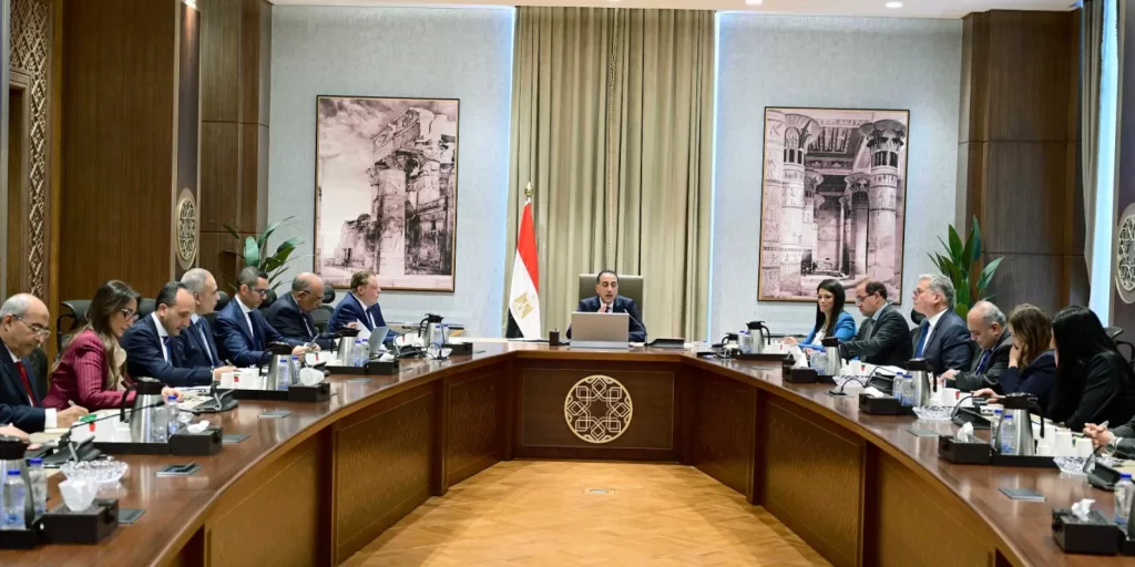 مدبولي: التوسع في الطاقة المتجددة أولوية قصوى لتوفير النقد الأجنبي.. وتوجيهات رئاسية بتيسير الإجراءات لإدخالها سريعًا للخدمة 2 - جريدة الجمهورية WhatsApp Image 2025 10 30 at 5.15.16 PM - جريدة الجمهورية